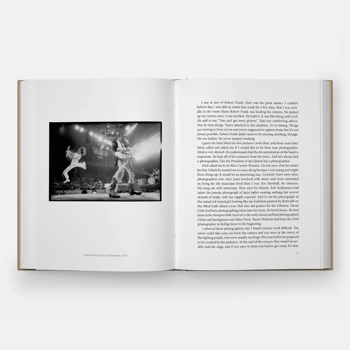 Annie Leibovitz at Work Revised Edition — Hardback