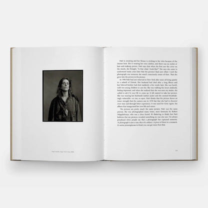Annie Leibovitz at Work Revised Edition — Hardback